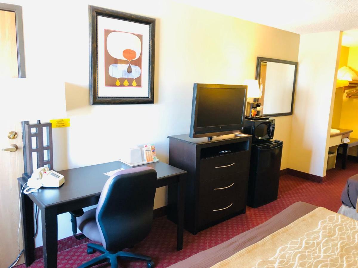 The Inn&suites Sw Hotel Omaha